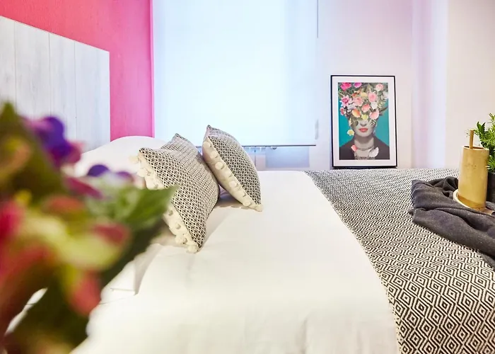 Salaberria With Private Garage Apartament *