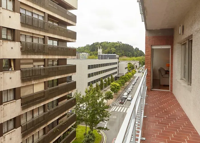 Apartment Salaberria With Private Garage