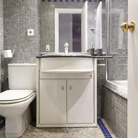 Apartment Salaberria With Private Garage San Sebastian