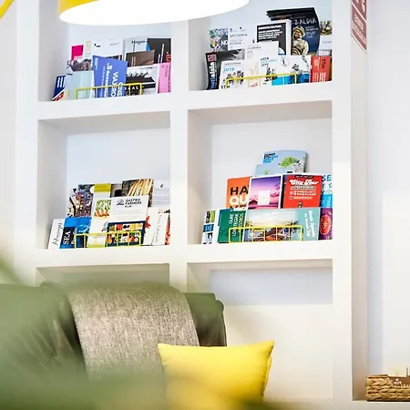 アパート Salaberria With Private Garage *